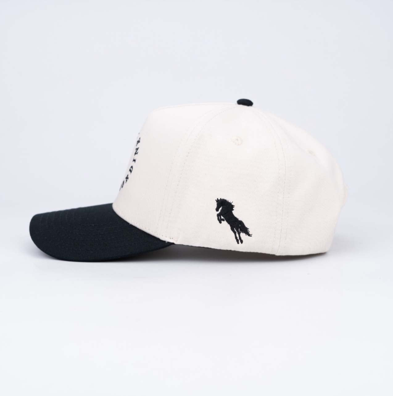 Mustang Panel Cotton Structured SnapBack (Off-White/Black)